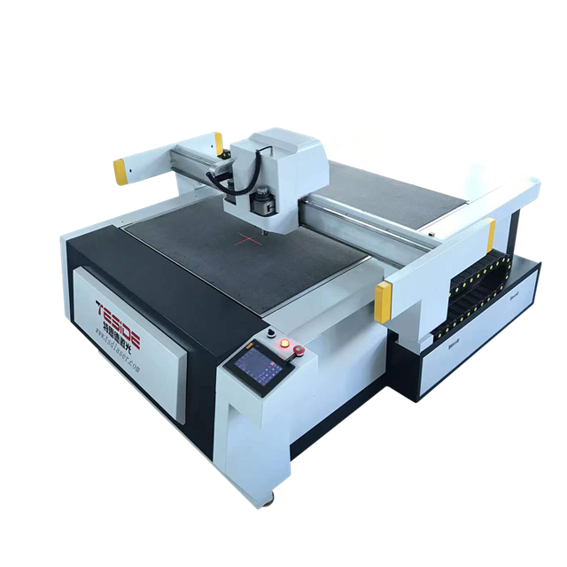 Schnelle digitale CNC-Wellpappe-Schneidemaschine